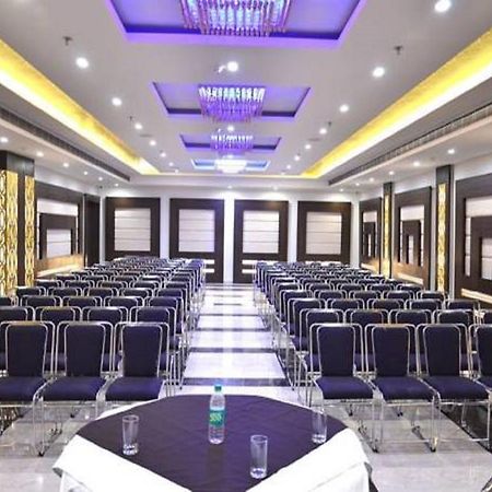 Hotel Seven Hills Tower Агра Екстер'єр фото