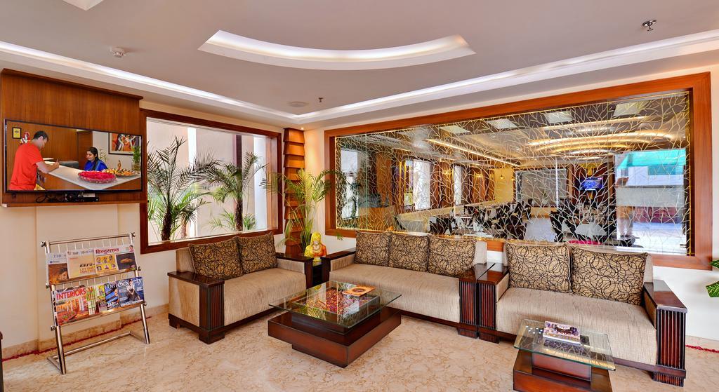 Hotel Seven Hills Tower Агра Екстер'єр фото