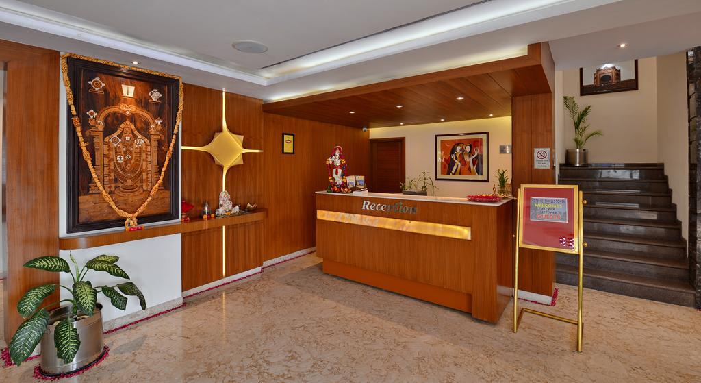 Hotel Seven Hills Tower Агра Екстер'єр фото