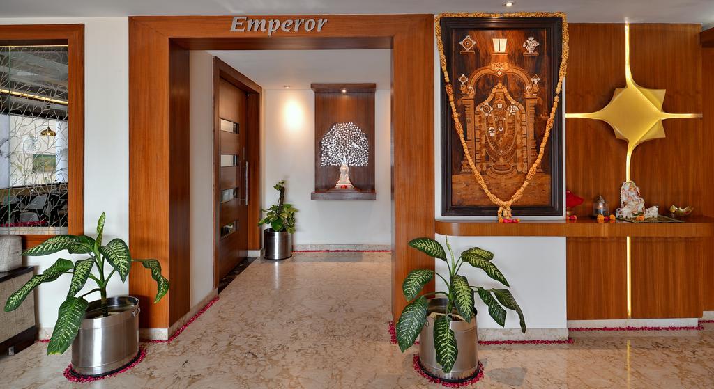 Hotel Seven Hills Tower Агра Екстер'єр фото