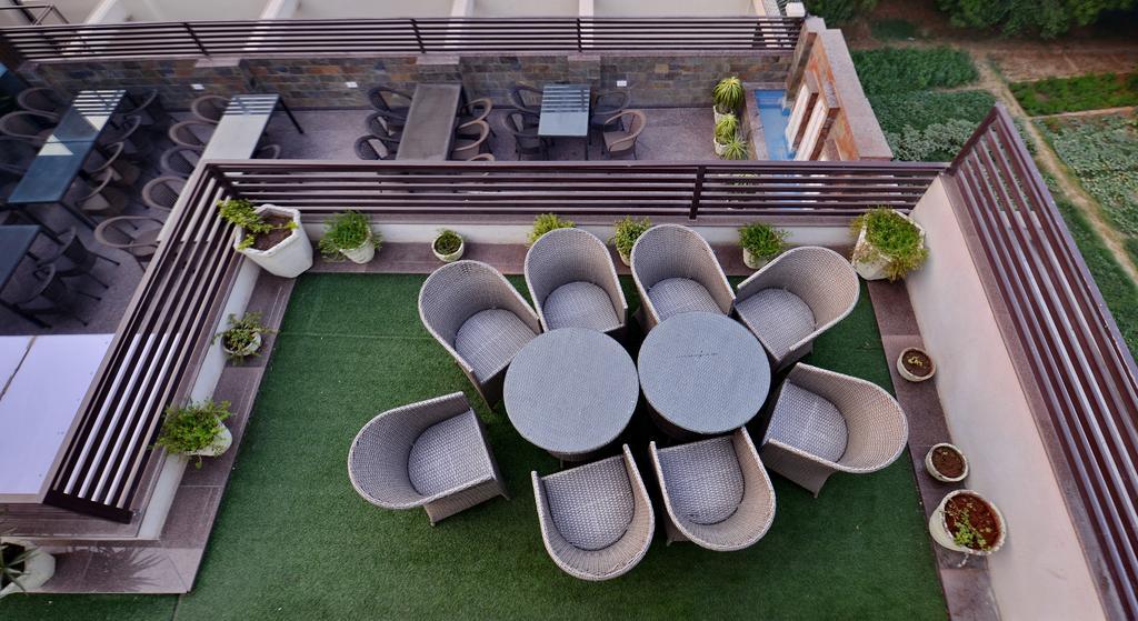 Hotel Seven Hills Tower Агра Екстер'єр фото