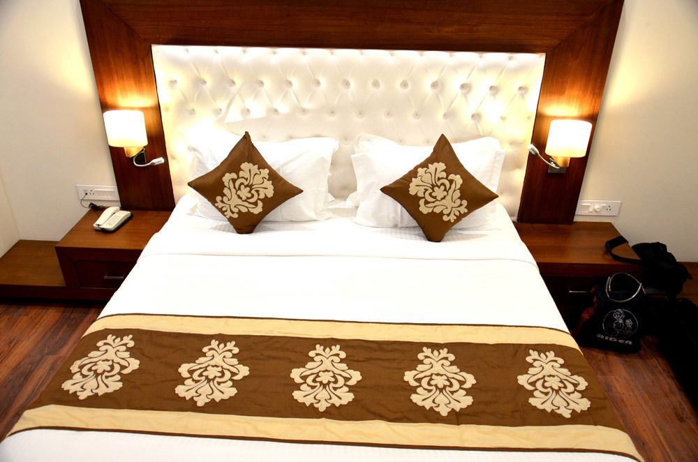 Hotel Seven Hills Tower Агра Екстер'єр фото