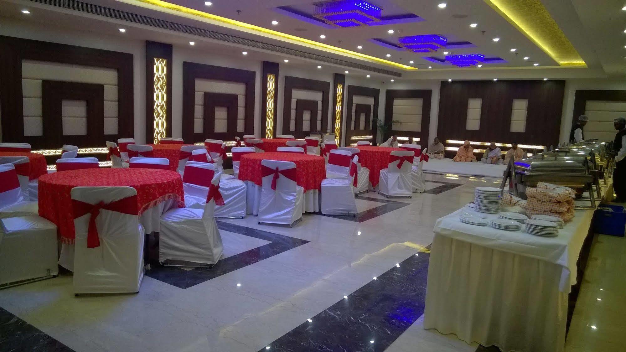 Hotel Seven Hills Tower Агра Екстер'єр фото